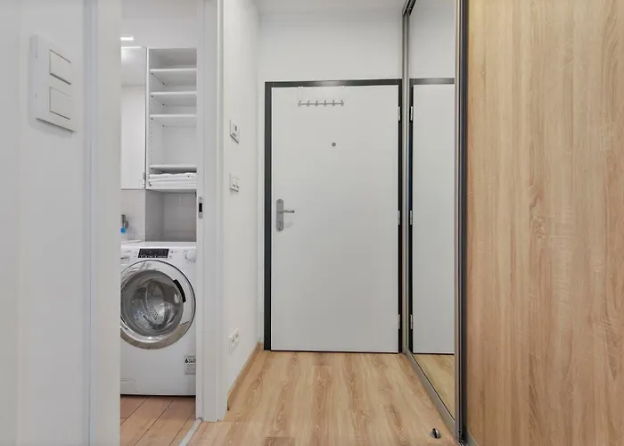Twin Apartment 1 In Bratislava - With Parking